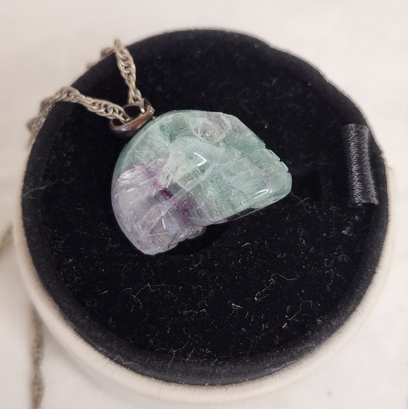Rainbow Flourite Skull Silver Necklace - Picture 5 of 13